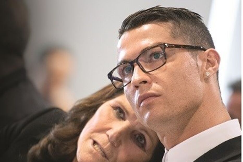 Dolores Aveiro com o filho, Cristiano Ronaldo