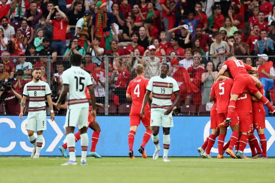 Já rola a bola em Genebra