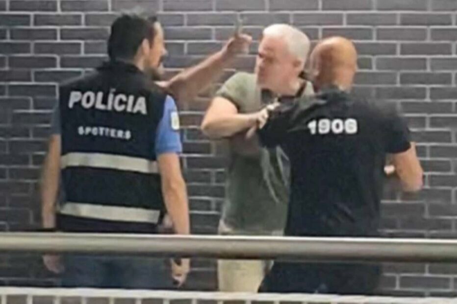 Novas imagens detenção dirigente do Sporting após jogo de hóquei em patins