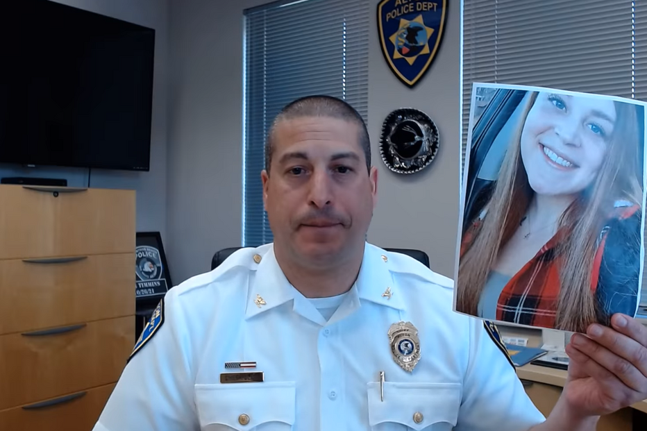  Chefe da polícia de Illinois, Marcos Pulido 