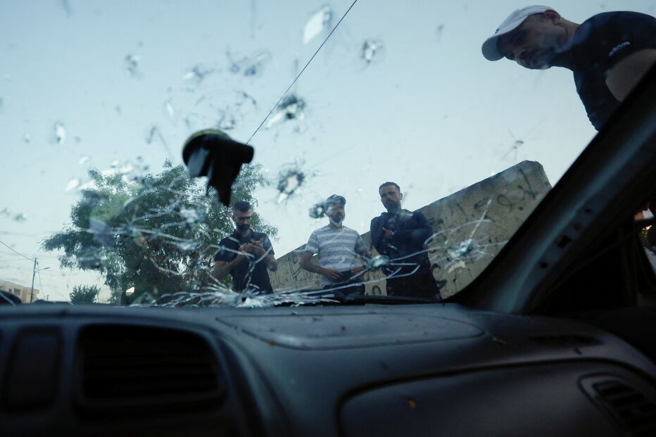 Três palestinianos mortos em operação militar israelita na Cisjordânia 