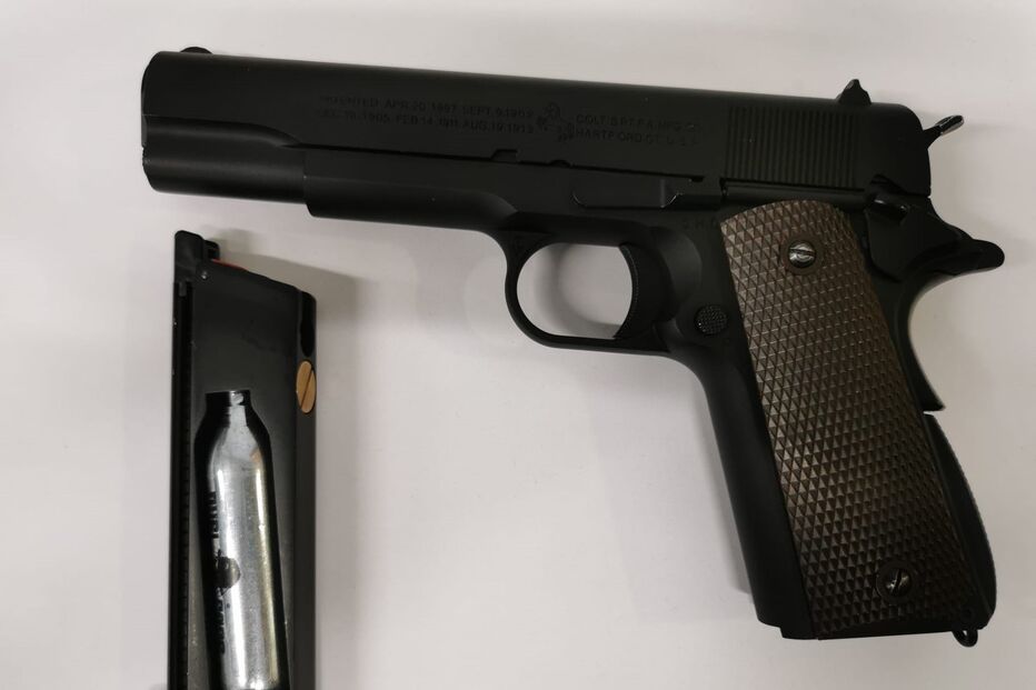 arma proibida, quarteira, gnr