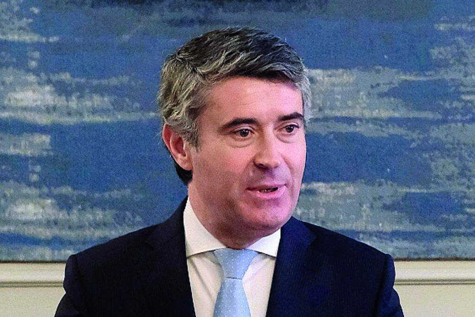 Ministro tenta tranquilizar o SEF