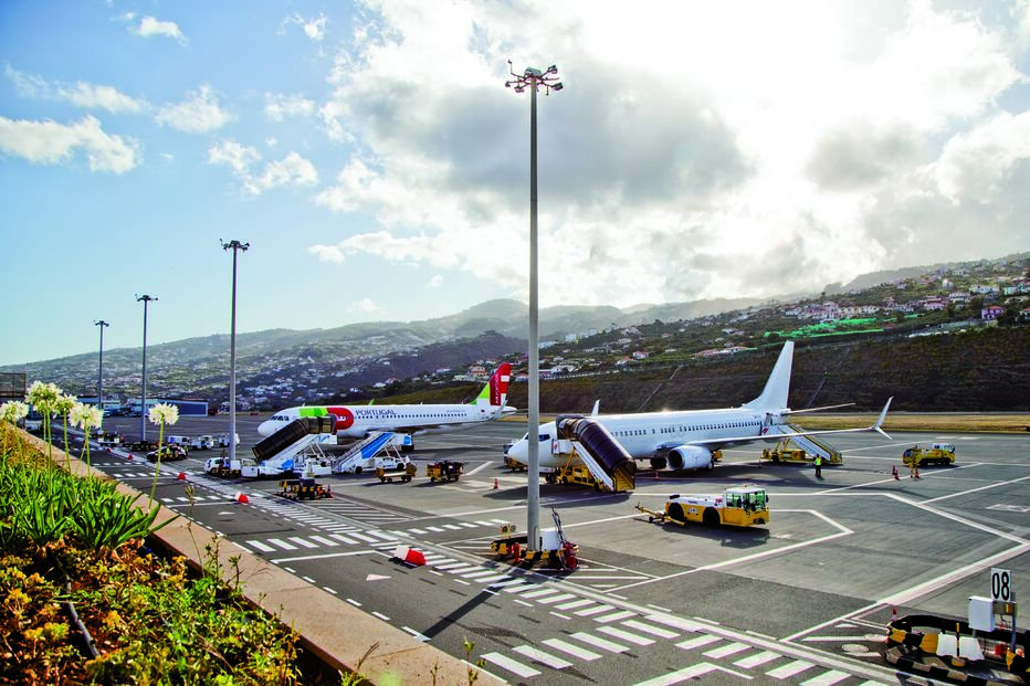 Braço de ferro entre a companhia aérea e os trabalhadores
