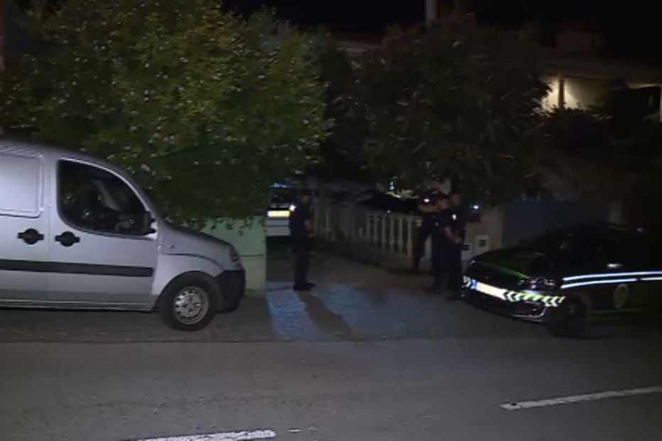 Idosa encontrada morta nua na cama em Barcelos