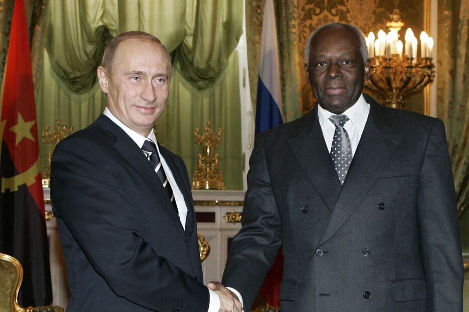 José Eduardo dos Santos e Vladimir Putin 