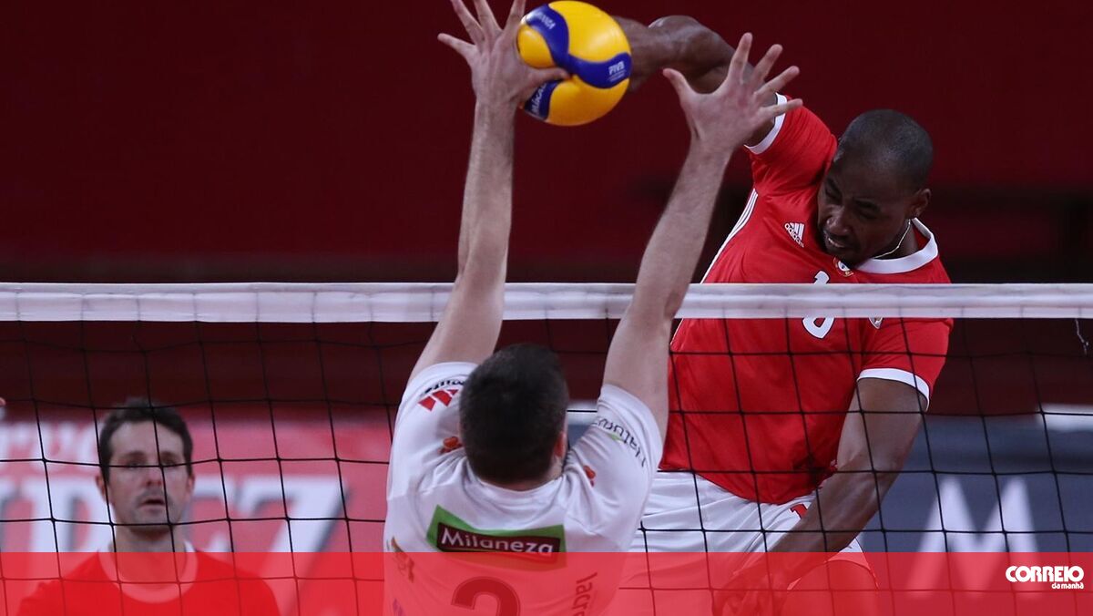 Volleyball player Zelao says goodbye to Benfica after 13 seasons and seven championships.  Zelao achieved incarnation in 2009/10 and has been champion seven times since 2012/13.