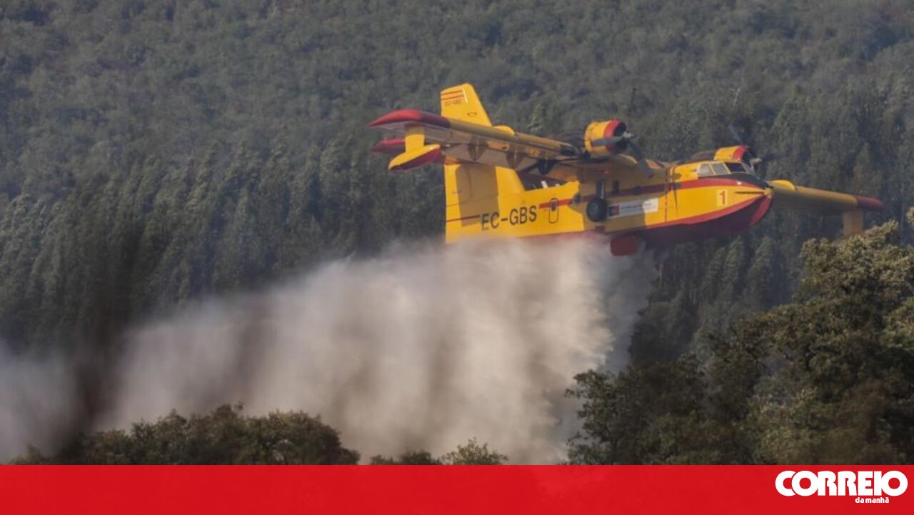Morocco Sends Two Canadair Planes to Aid Portugal's Wildfire Battle