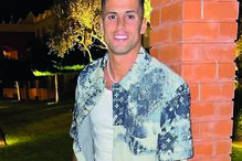 O jogador João Cancelo realizou uma rinoplastia 