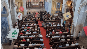 Jovens dão show a tocar bandolim em igreja de Lamego