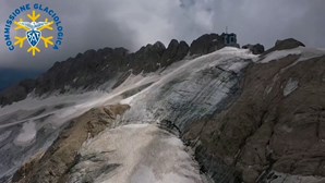 Imagens de drone mostram glaciar dos Alpes italianos na véspera da derrocada