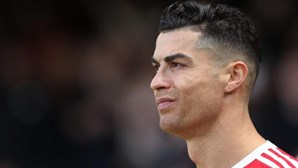 Cristiano Ronaldo acusado de arruinar rua de Manchester com hotel