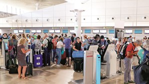 163 voos cancelados no Aeroporto de Lisboa desde sábado