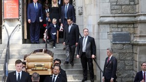 Donald Trump e Melania presentes no último adeus a Ivana Trump