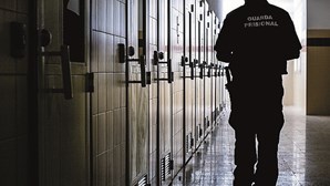 Prisões queixam-se por falta de guardas prisionais