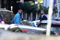 Cristiano Ronaldo com um dos seus seguranças