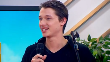 Lourenço Feron estreia o novo single pela primeira vez em televisão