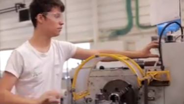 Conheça a ATEC, a Academia que aposta em cursos de formação profissional para jovens