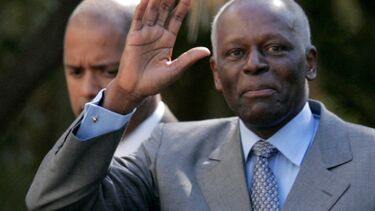 José Eduardo dos Santos, África, Angola