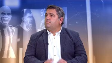 Bernardo Ribeiro: "Como é que com estes jogadores jogamos como uma equipa pequena?"