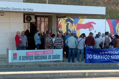 Comissões de utentes da Península de Setúbal exigem medidas urgentes para o SNS