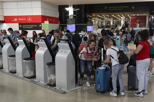 caos, aeroporto de lisboa, viagens, passageiros