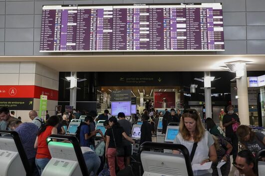 caos, aeroporto de lisboa, viagens, passageiros