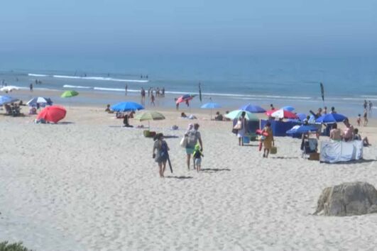 Criança resgatada em hipotermia na praia de São Torpes, Sines