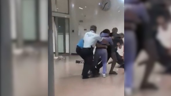Turistas agridem inspetores do SEF no aeroporto de Faro e são travadas pela PSP