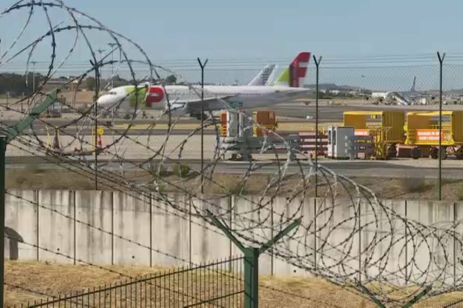 Governo aterra em crise e ministro pede desculpa