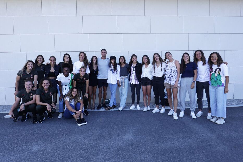 seleção portuguesa feminina de futebol, Cristiano Ronaldo, Cidade do Futebol