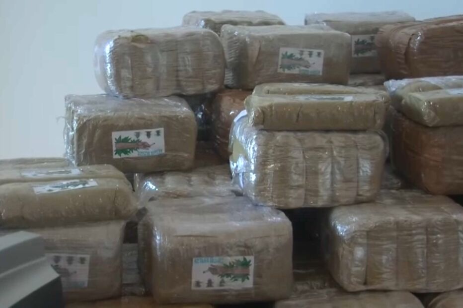 Homem finge ser barbeiro para gerir tráfico de droga