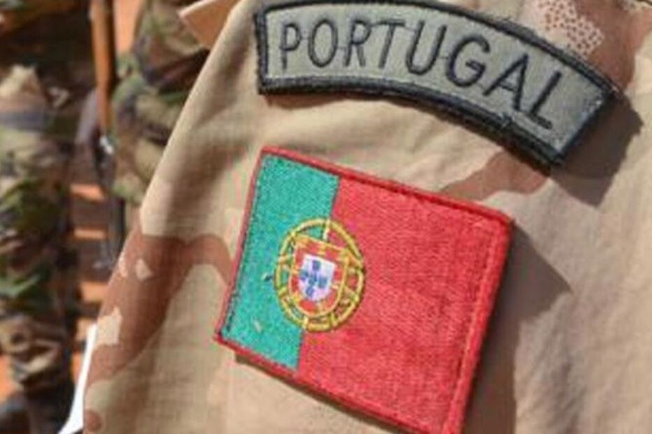 Forças Armadas, xxx