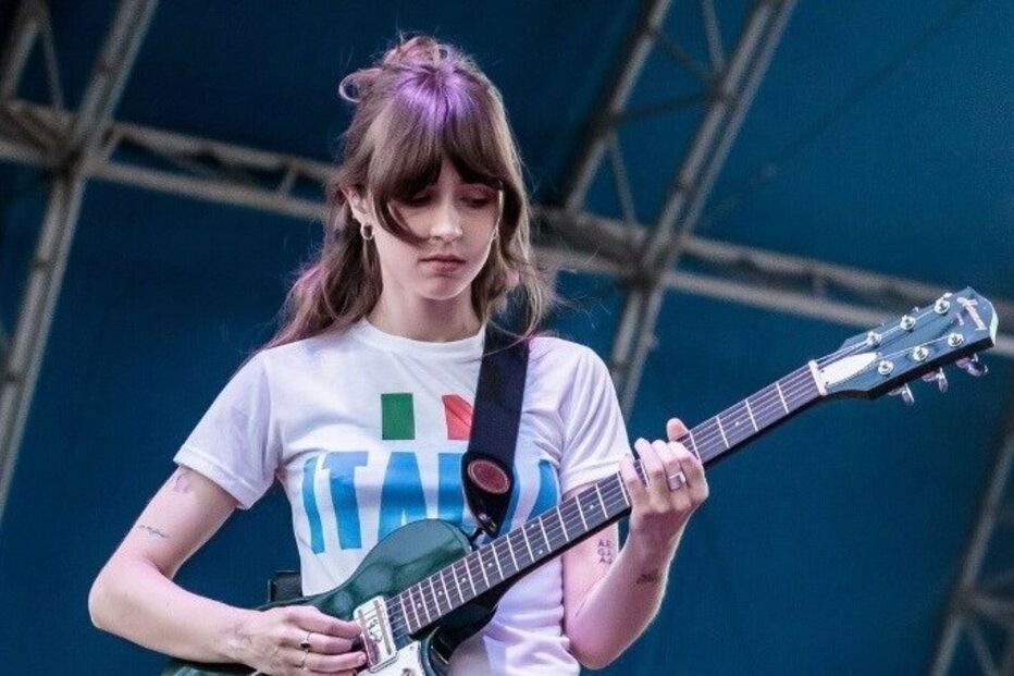 Clairo cancela atuação