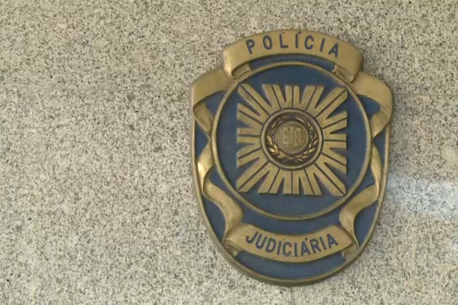 Grupo arrecada dois milhões de euros em fraude com carros topos de gama