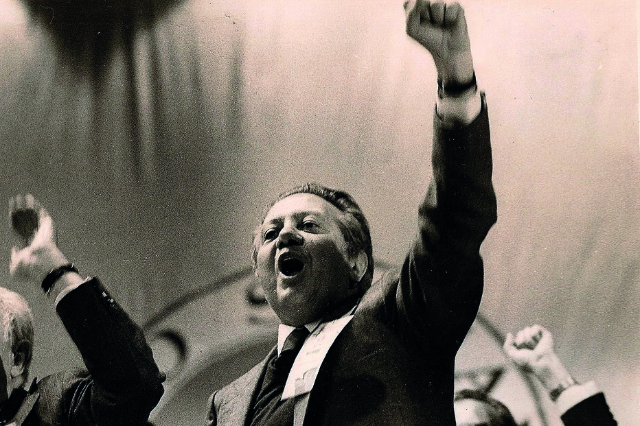 Mário Soares encabeçou o “confronto total” com o pró-comunista Vasco Gonçalves 