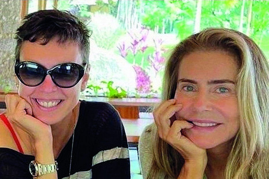 Maitê Proença e Adriana Calcanhotto namoram há um ano