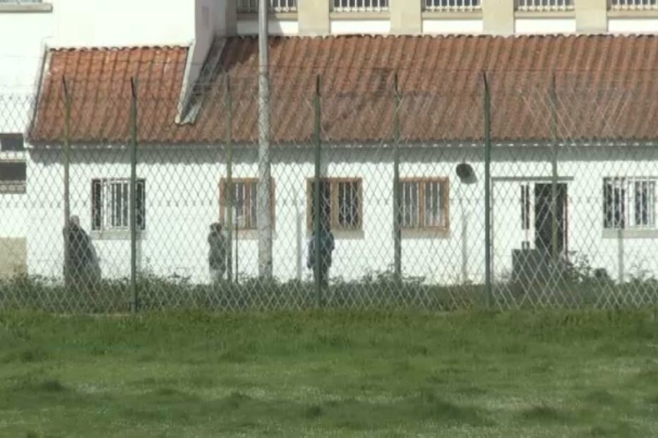 Nadador paralímpico incendiário foge da prisão