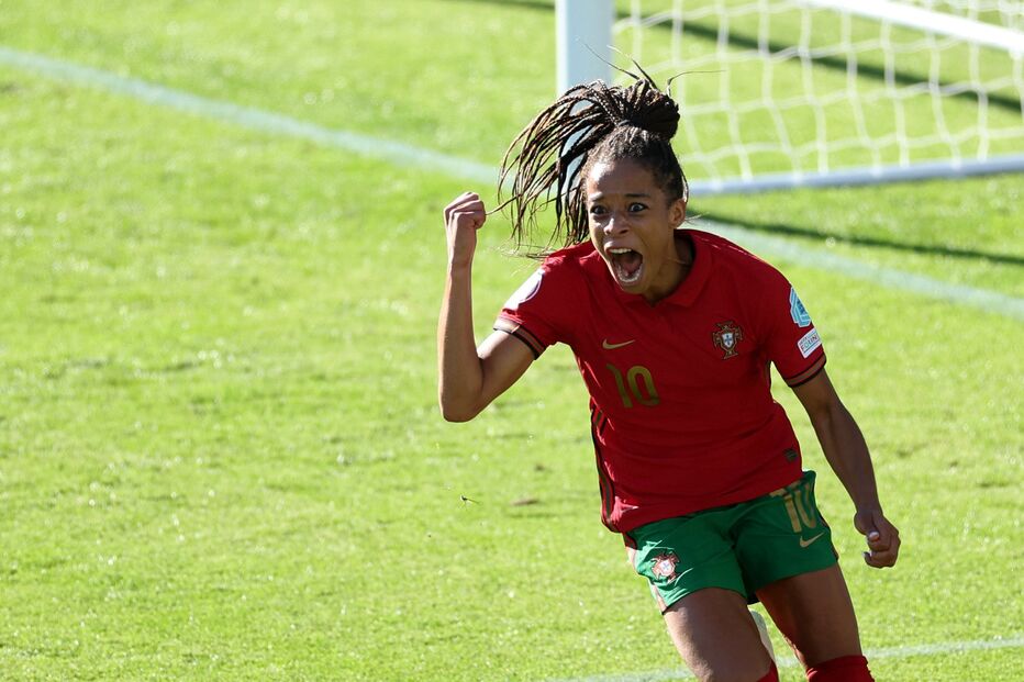 Jéssica Silva empata o jogo aos 66 minutos