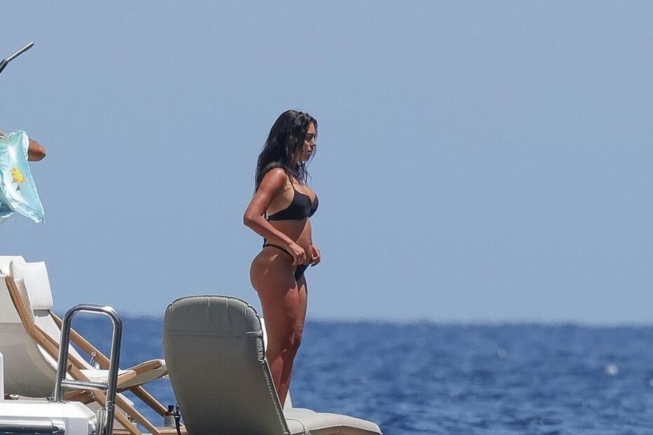 Namorada de Cristiano Ronaldo tem sido criticada por estar mais gorda