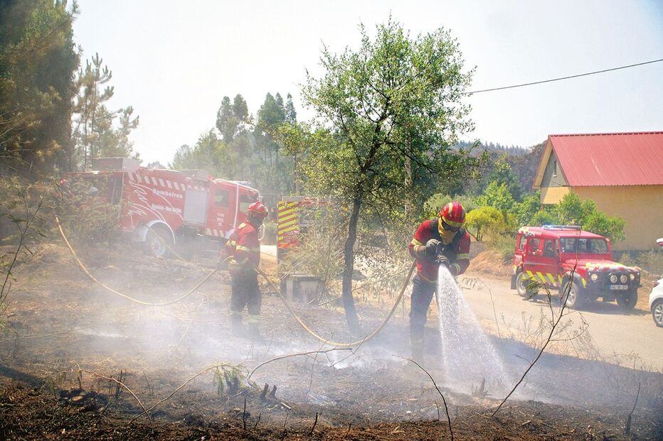 bombeiros, combate às chamas, incêndio, Ansião