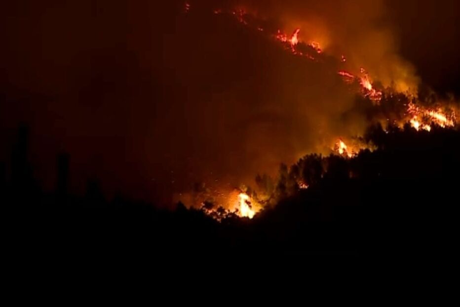 Incêndio em Ribeira de Pena