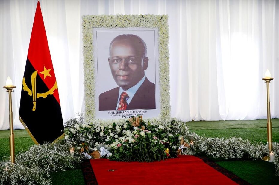 homenagens, José Eduardo dos Santos, praça da República, Angola, Memorial Antonio Agostinho Neto, Luanda, velórios públicos