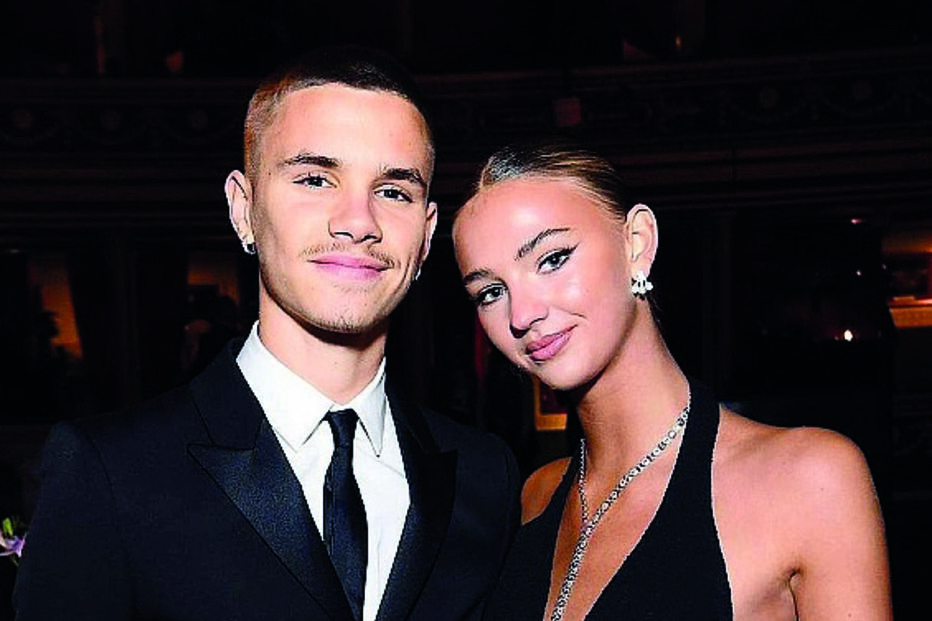 Romeo Beckham e Mia Regan  separaram-se devido à distância 