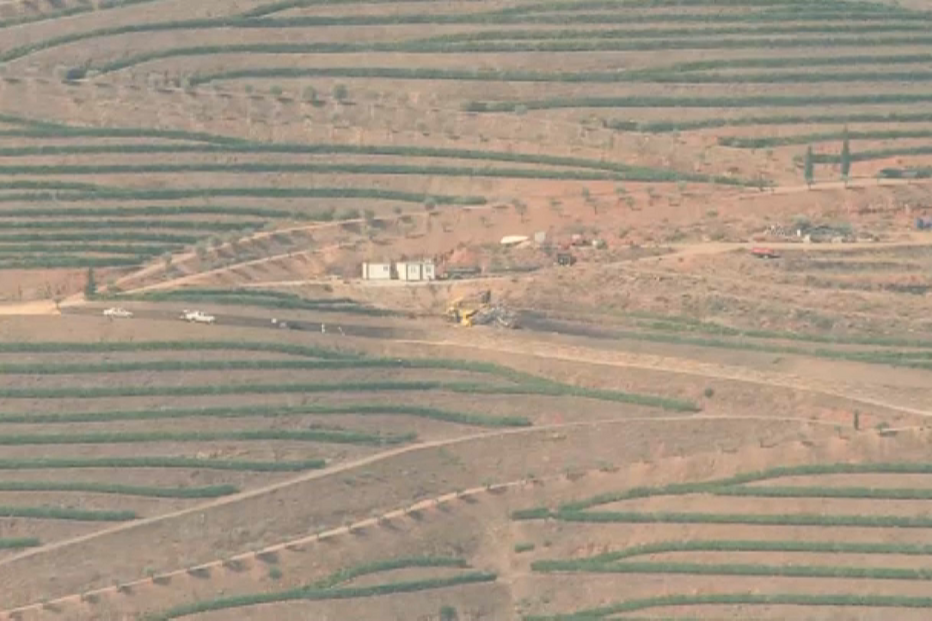 As imagens do local do acidente que matou o piloto no combate às chamas