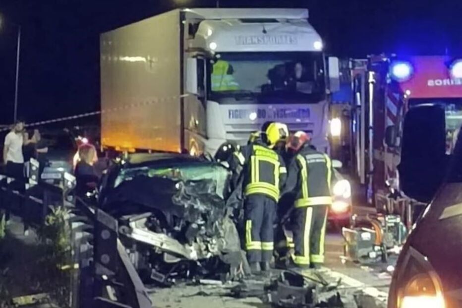 Acidente, colisão, Arrifana, Santa Maria da Feira