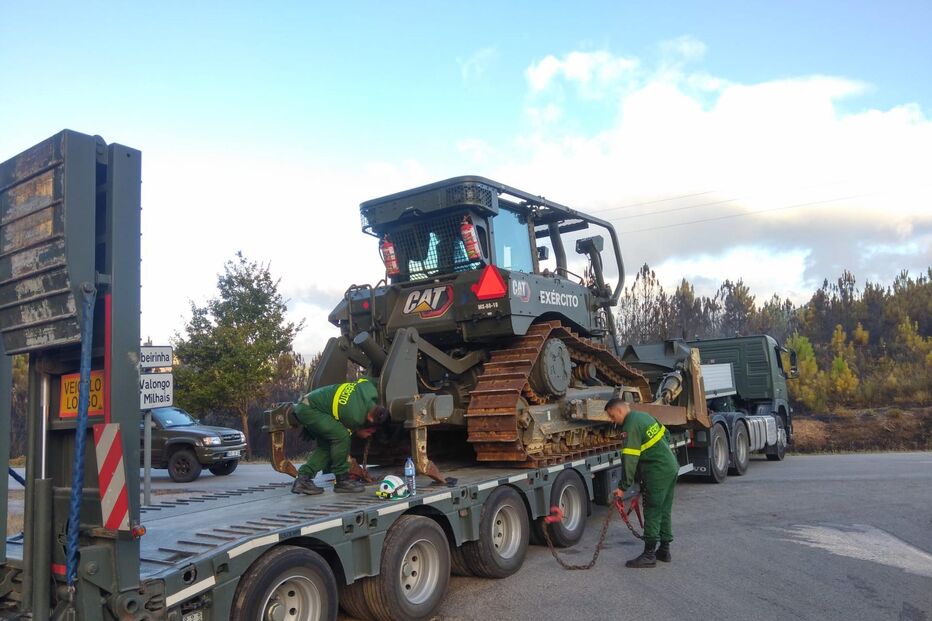 Forças Armadas reforçam combate aos fogos