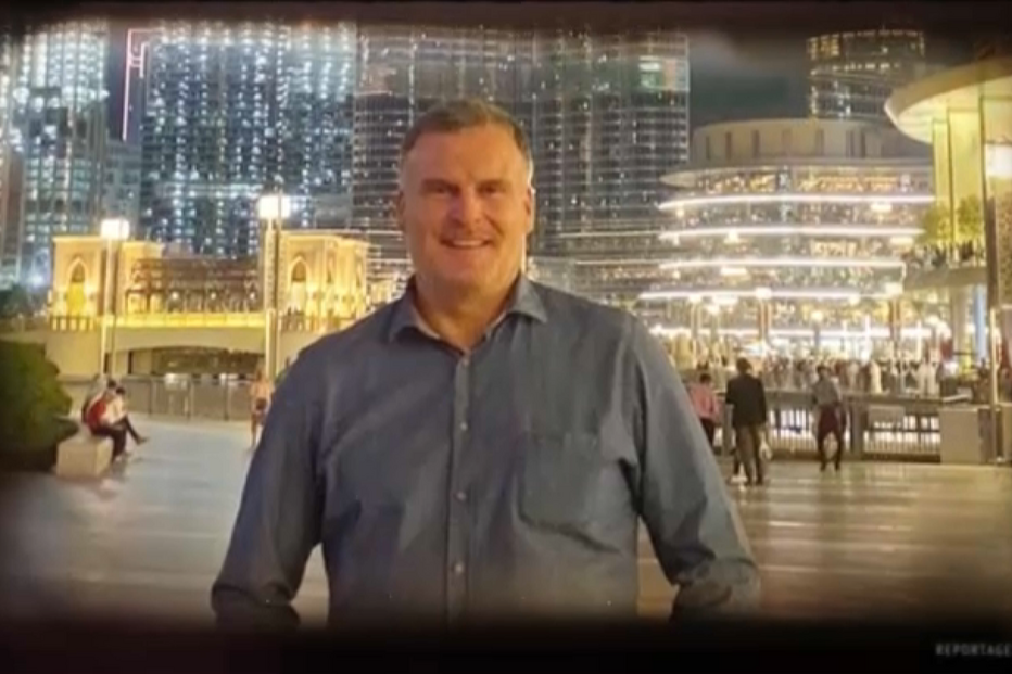 Matthias Schmelx escolhia as jovens pelas fotos nas redes sociais