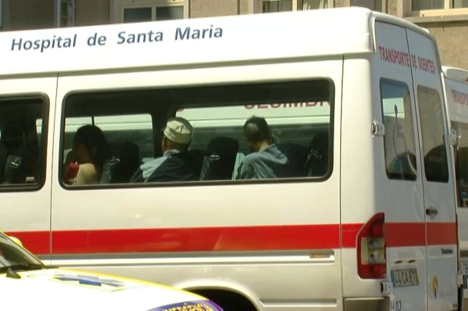 Lisboa chama ambulância de Peniche para levar grávida a Cascais