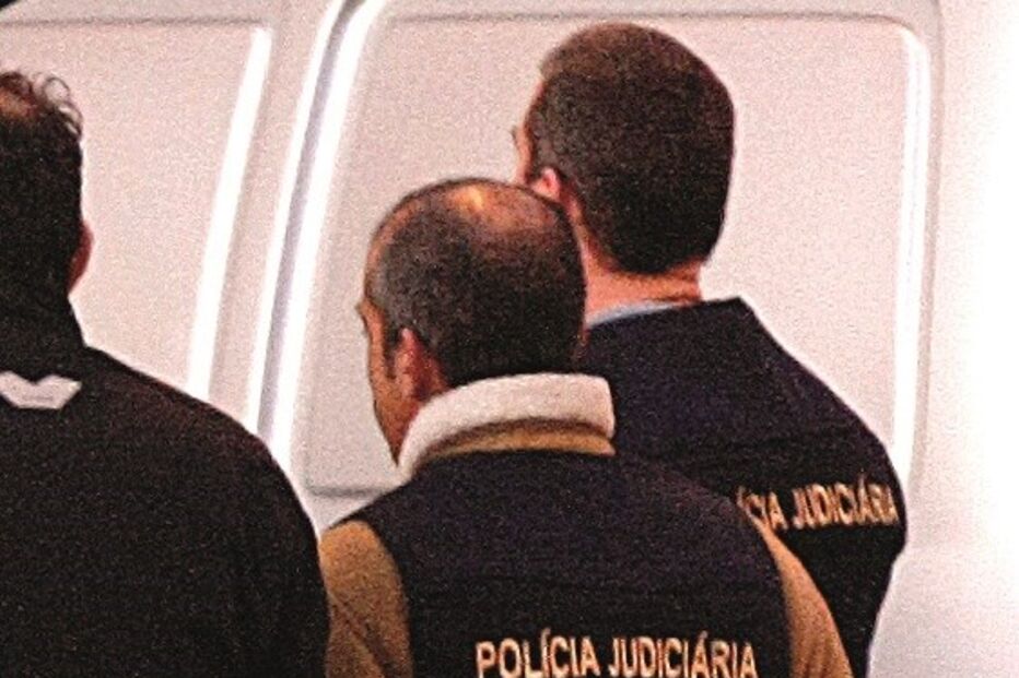 Inspetores da PJ foram o alvo 